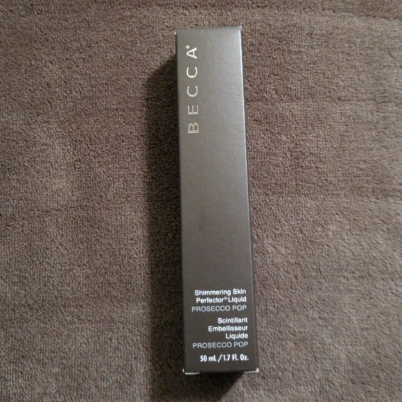 Makeup - Picture 2 of 2